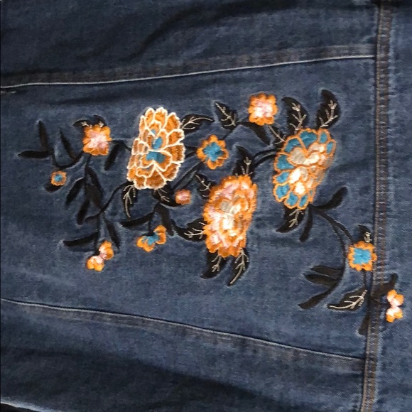 Denim embroidered designer jacket - Picture 3 of 5